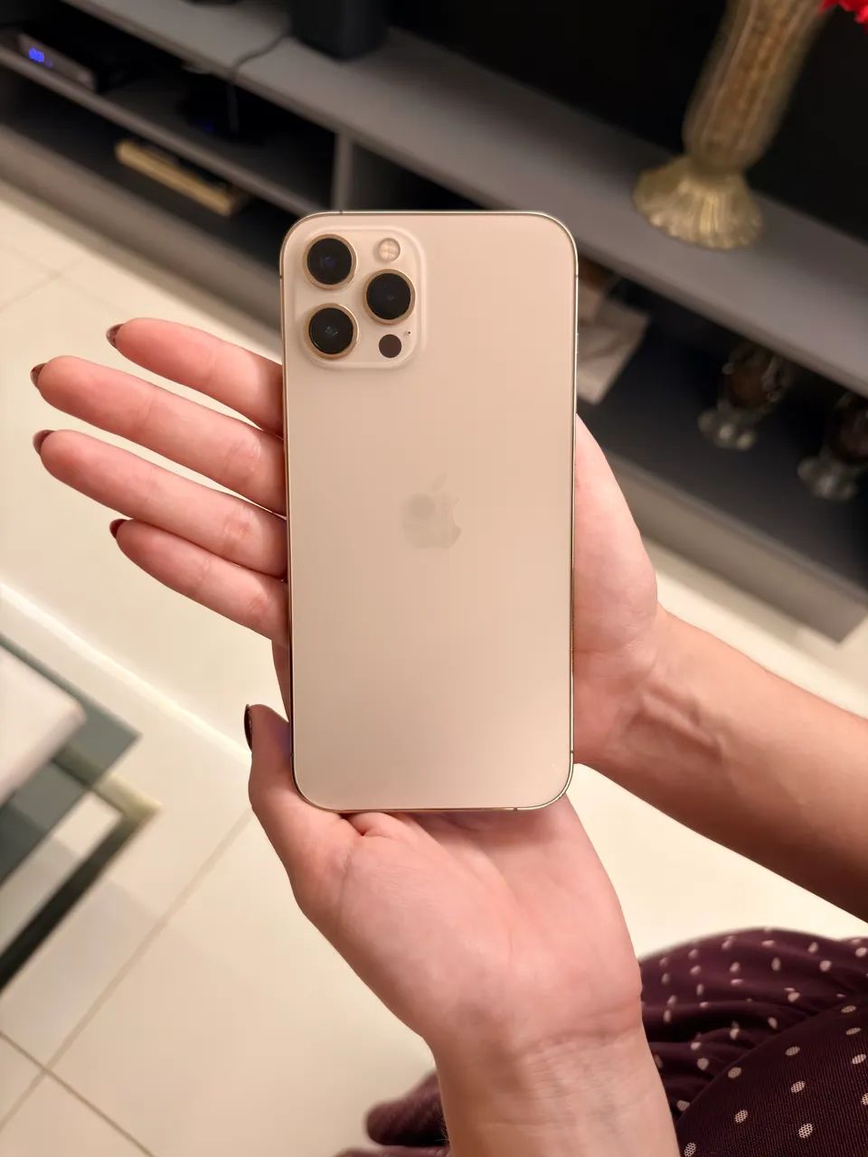 iPhone 12 Pro Max 256GB Dourado - Excelente Estado - Foto 2