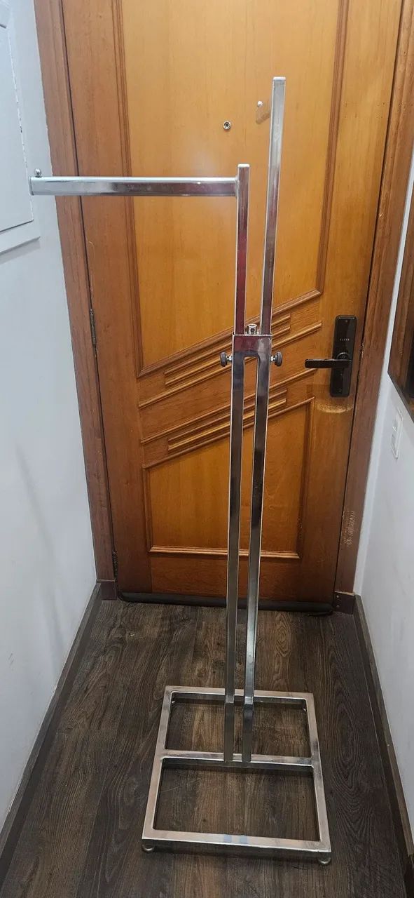 Arara de metal.  - Foto 3