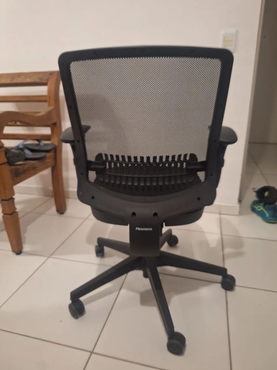 Cadeira Flexform Uni All Black - Foto 3