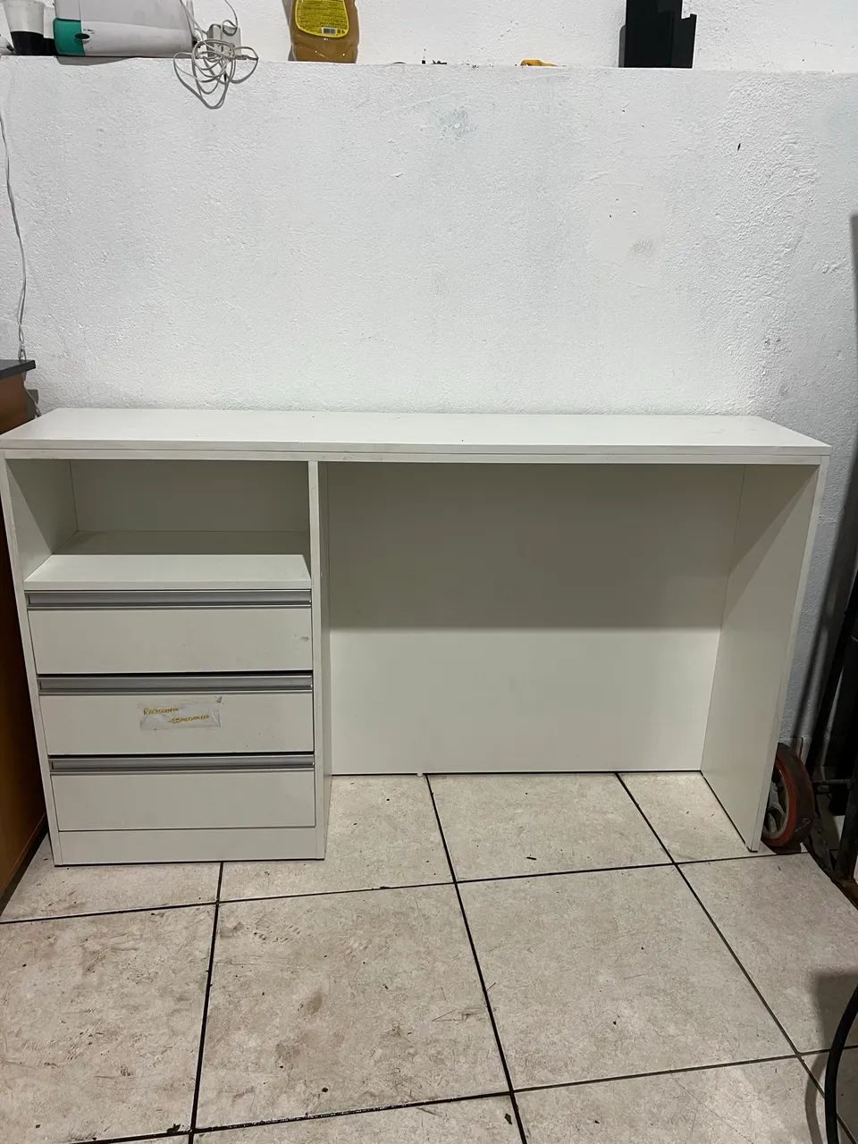 Mesa de notebook 1,40m topa tudo - Foto 4