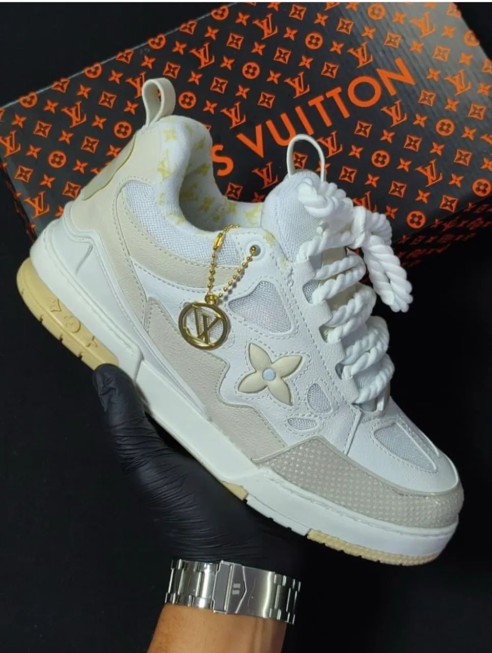 Tênis Louis Vuitton botinha extremamente confortável 