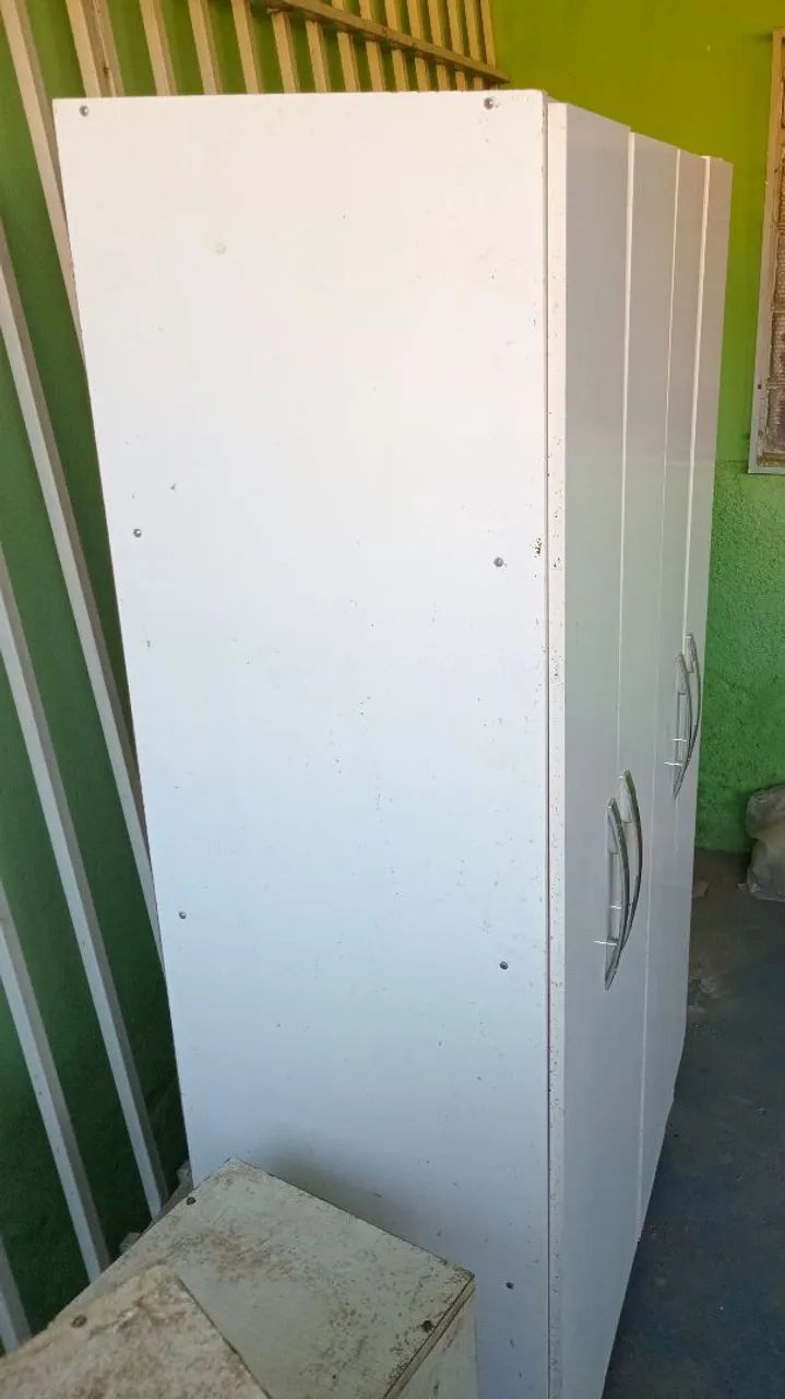 Guarda roupa pequeno de solteiro  - Foto 4