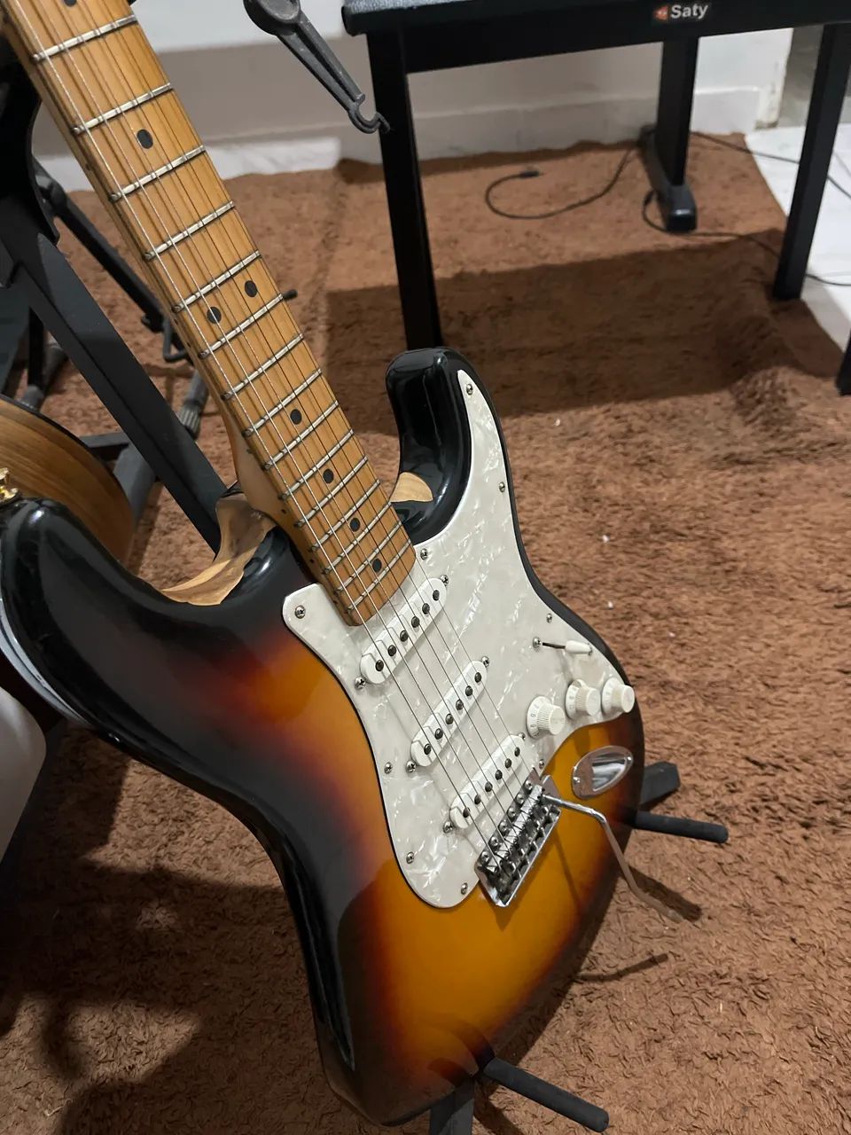 Guitarra Fender Stratocaster  - Foto 4