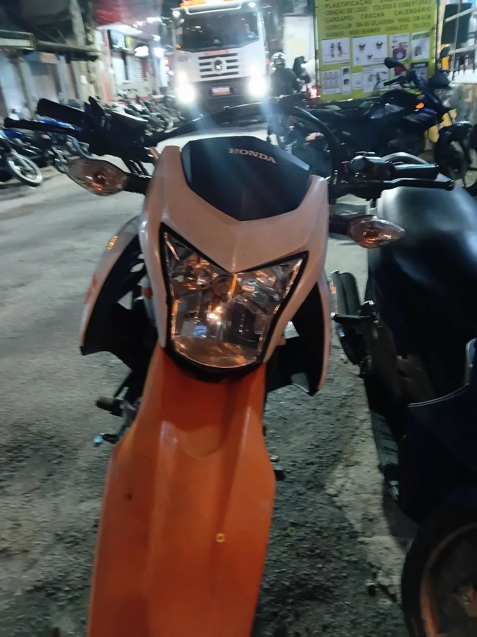 Bros 160