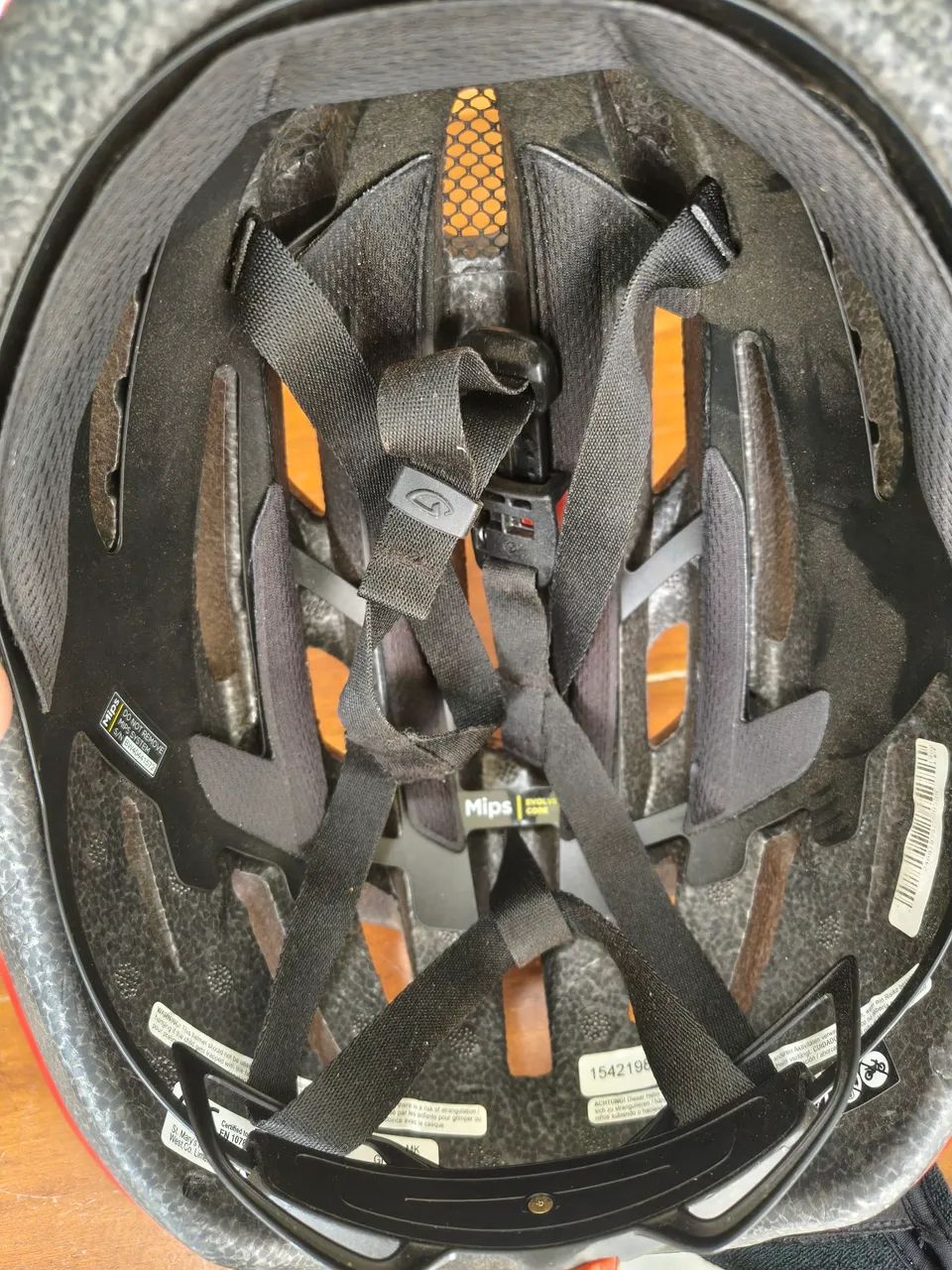Capacete e par de luvas Gyos  - Foto 3