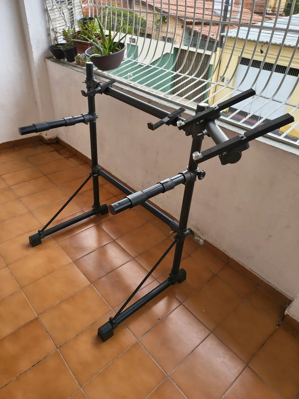 Estante Rack Suporte para teclado e notebook em alumínio TITANIUM  - Foto 2