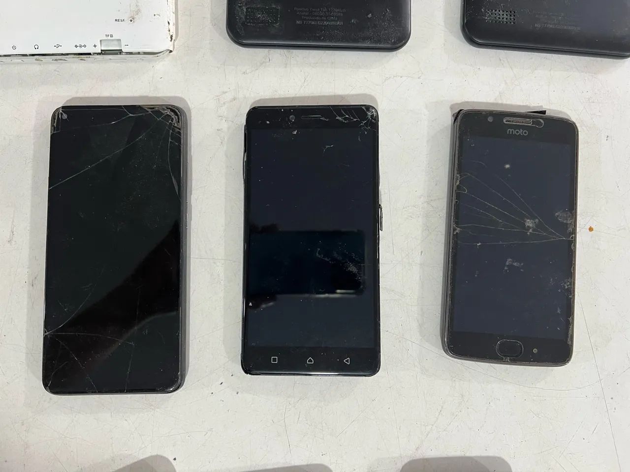 Lote de Celular e Tablet para Retirada de Peças / Reparo - Foto 4