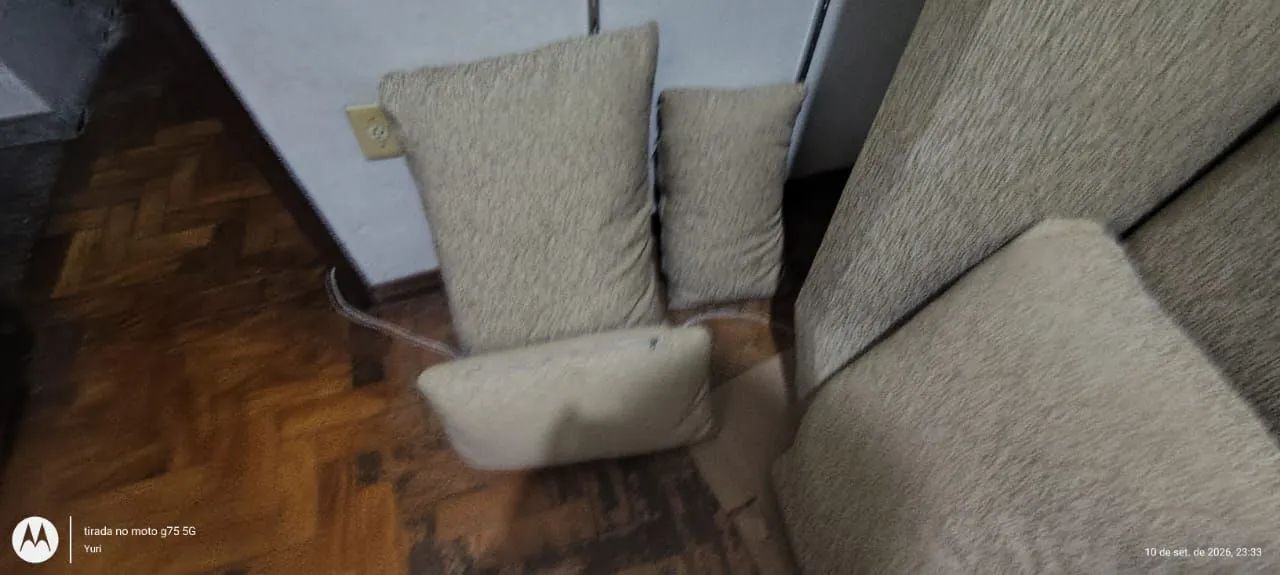 Sofa três lugares  - Foto 4