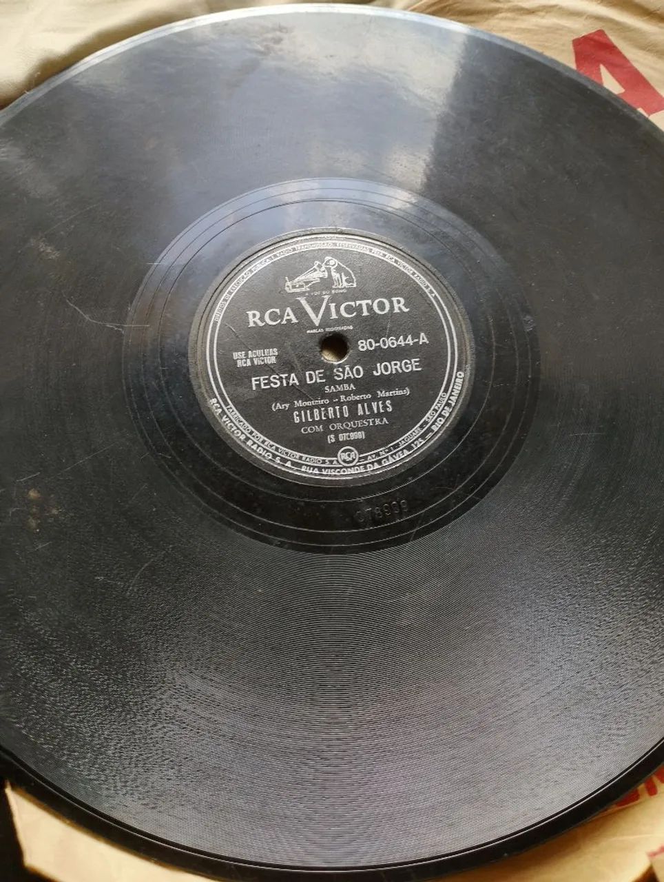 Discos de vinil com pequenas avarias - Foto 3