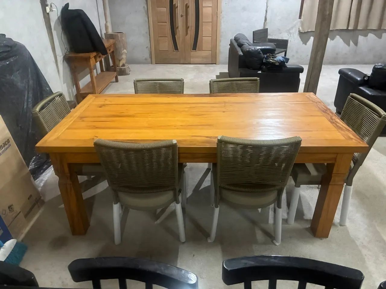 MESA DE MADEIRA 2 METROS + 6 CADEIRAS