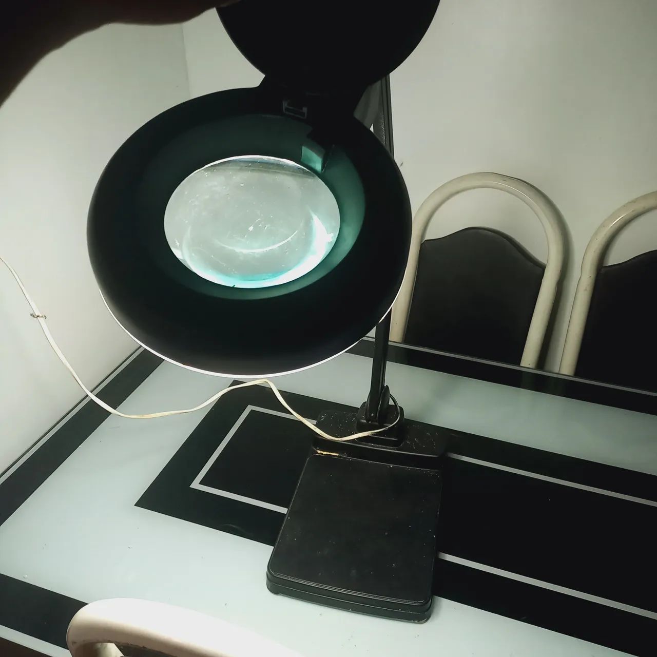 lupa de mesa 