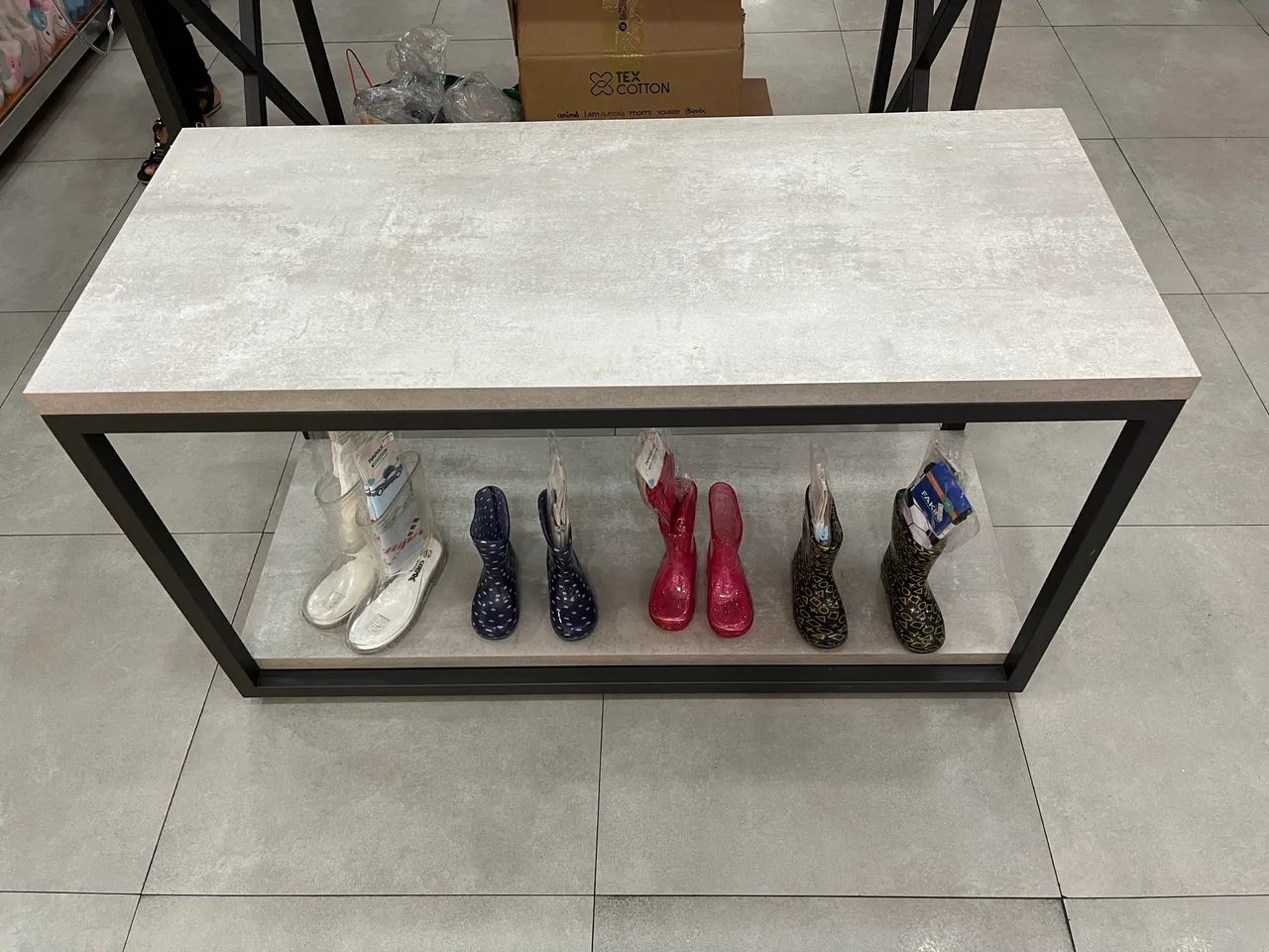 Mesa de exposição para Loja - Foto 2