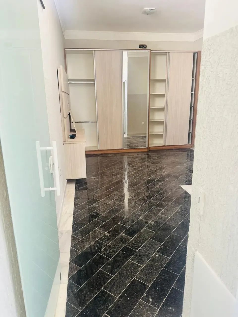 Casa Térrea na Avenida Barão de Tatui Sorocaba - Foto 2