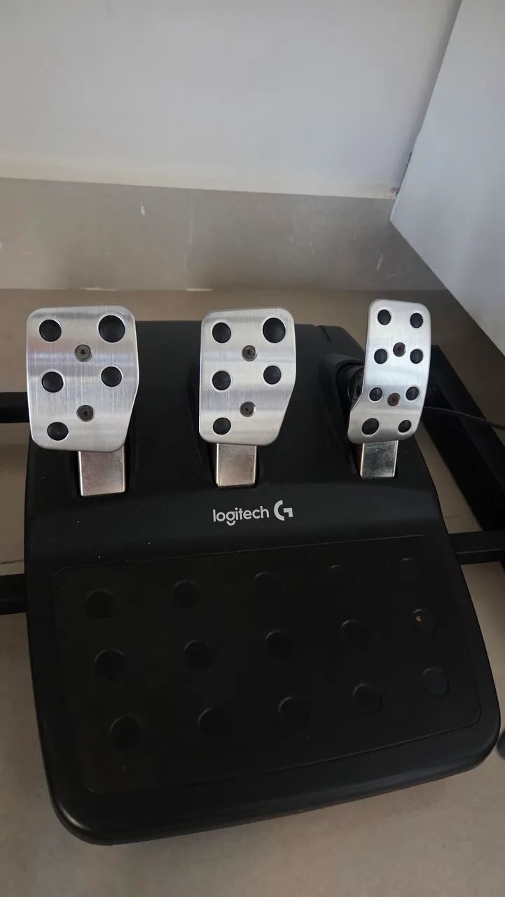 Volante Logitech G29 + cambio e suporte - Foto 3