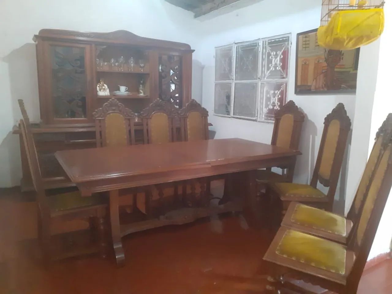 Vendo móveis antigos