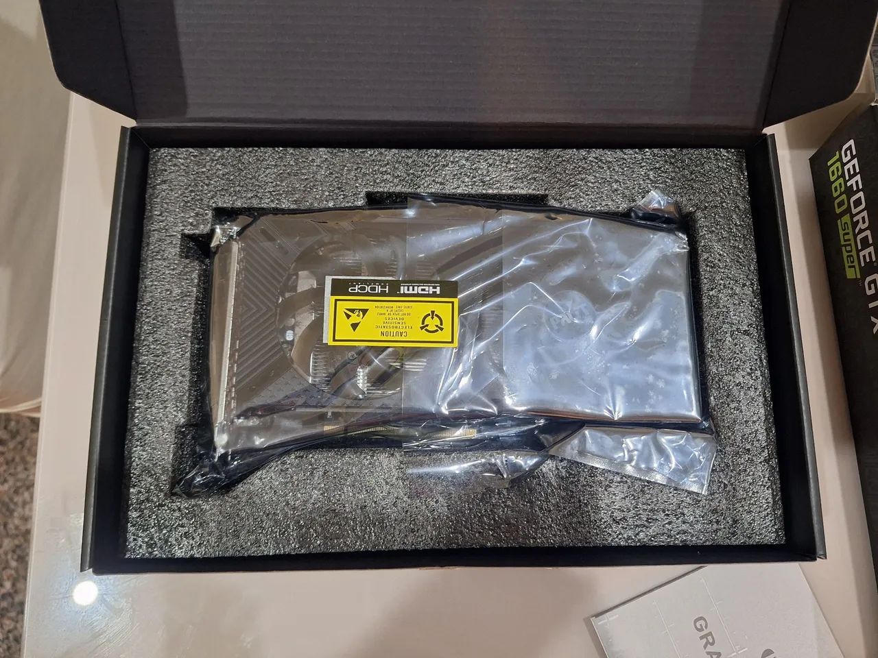 GTX 1660 Super - Foto 2