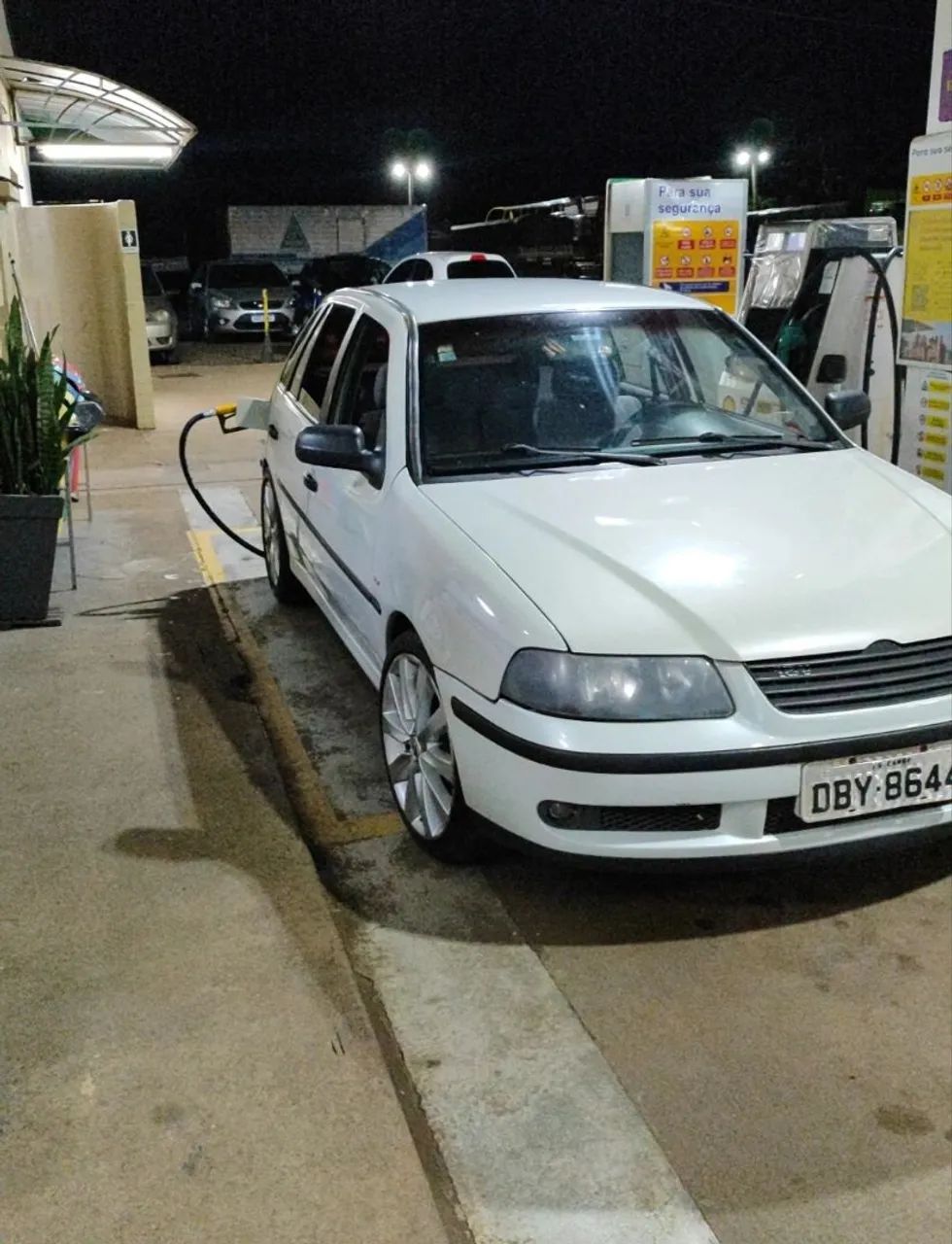 Volkswagen Gol 1000 MI 16v/ Ouro 4P 2000