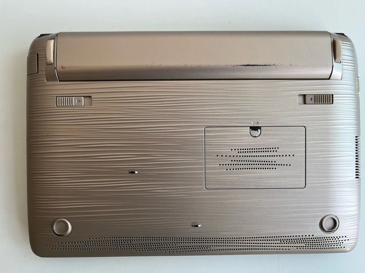 Notebook Asus Eee PC 1015 PW (peças) - Foto 4