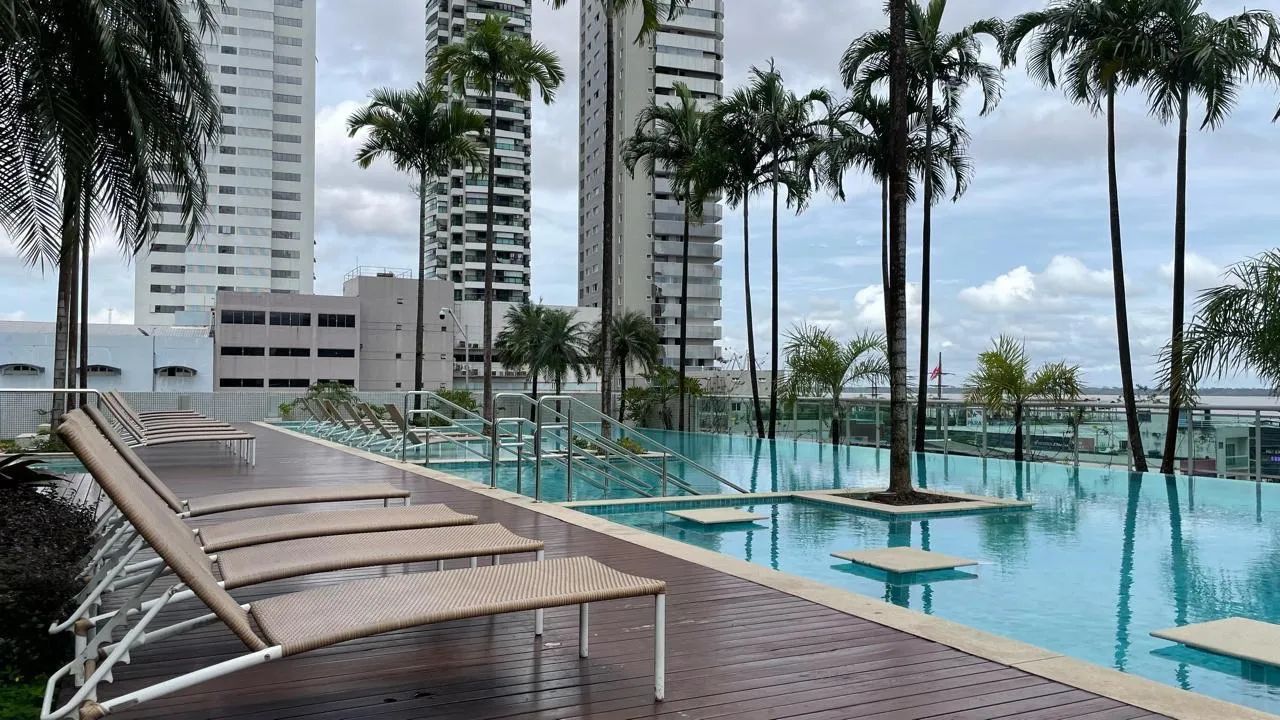 Vendo excelente Apto de alto padrão 