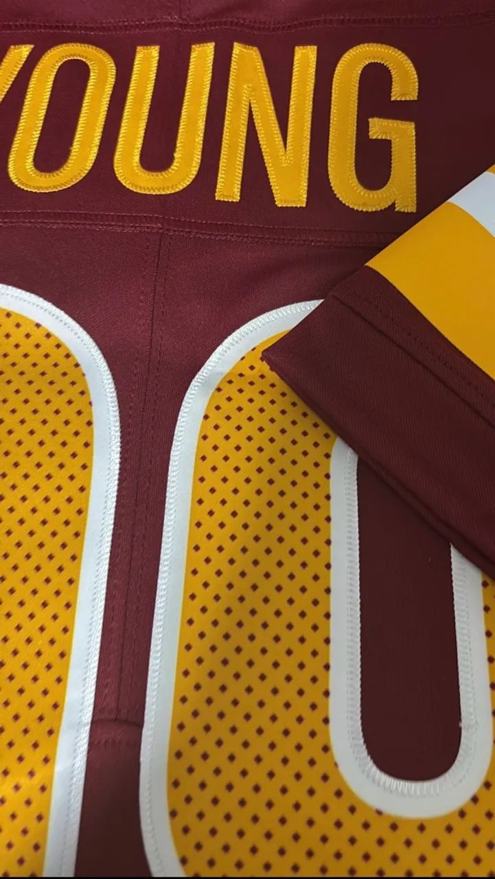 Camiseta Chase Young Washington Commanders #99, Edição Limitada, - Foto 3