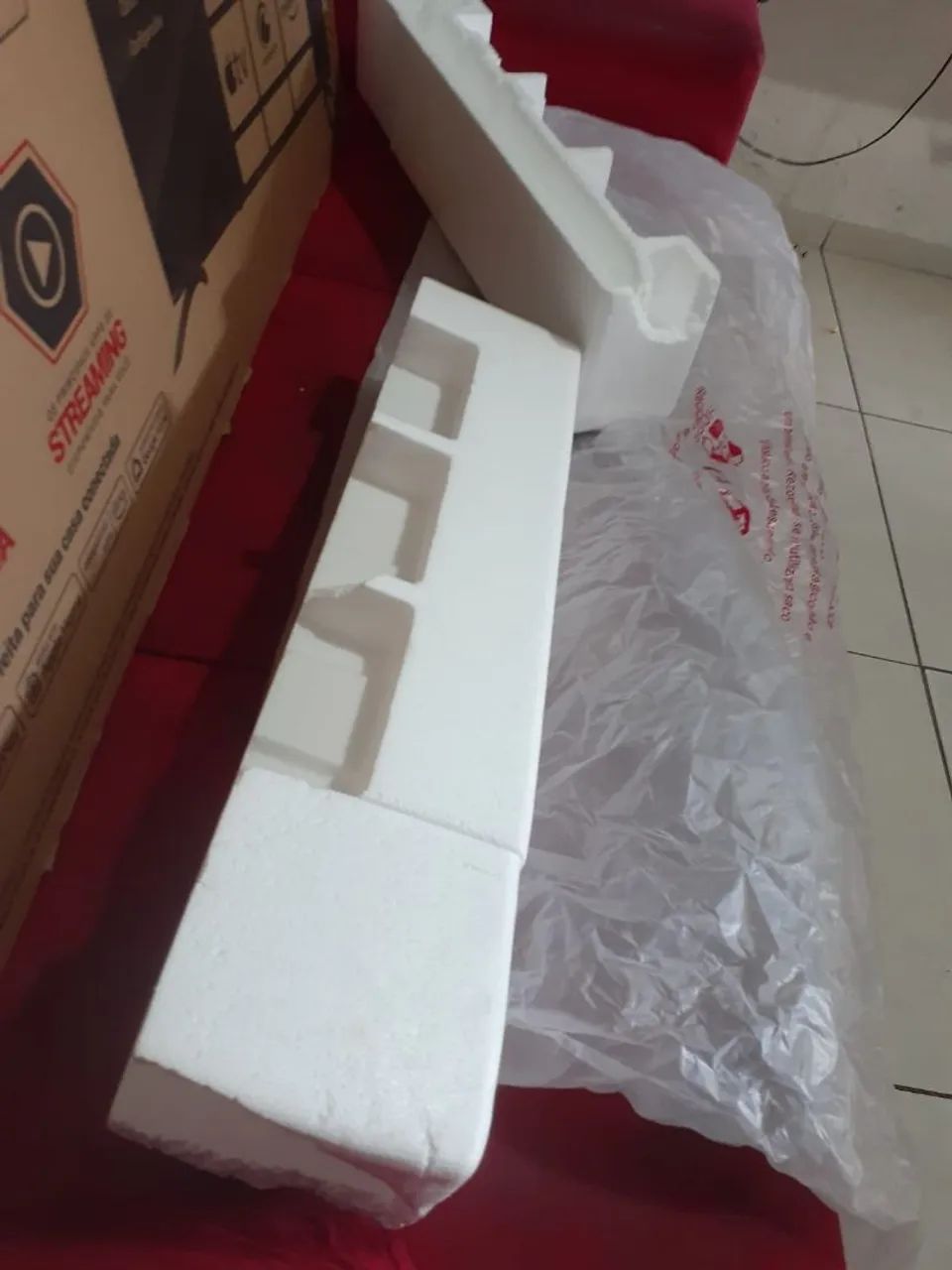 Caixa de papelão com isopor,para tv 50 polegadas! Aceito proposta  - Foto 5