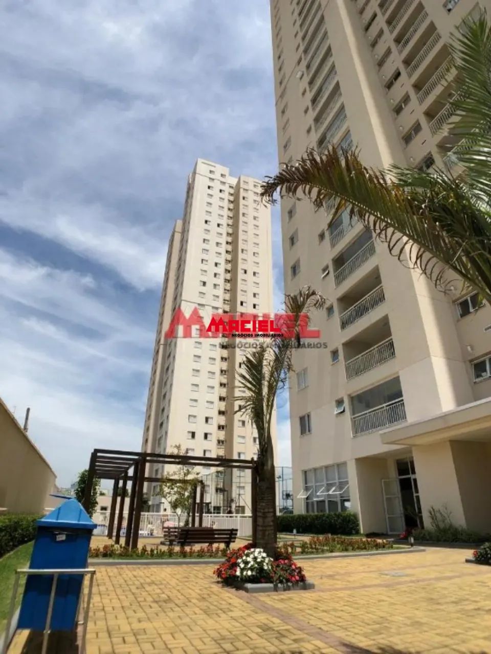 Apartamento a venda com 3 quartos Edifício Rossi Montês Vila Industrial