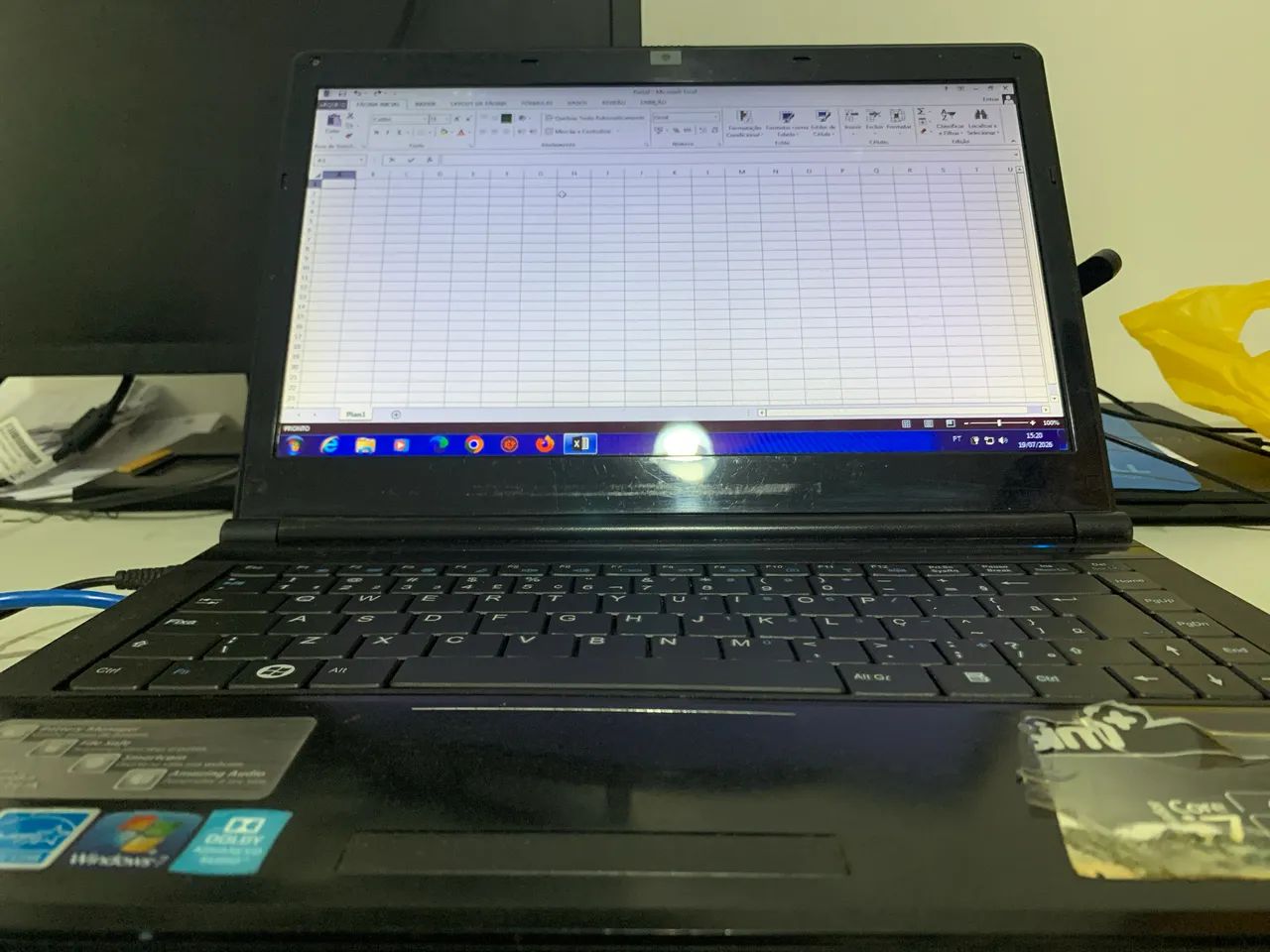 Notebook positivo Sim + 6630 AMD 4Gb HD 500Gb  - Foto 3