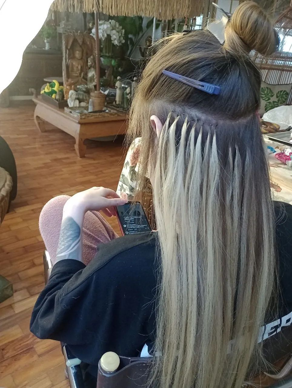  Aplicação de mega hair - Foto 3