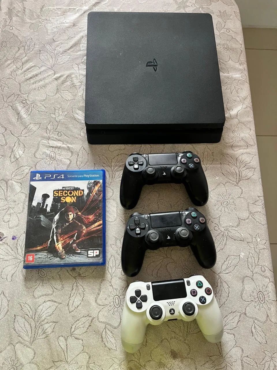 PS4 - Foto 2