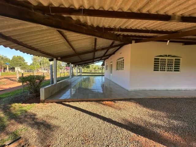CASA EM CODOMINIO DE CHACARAS