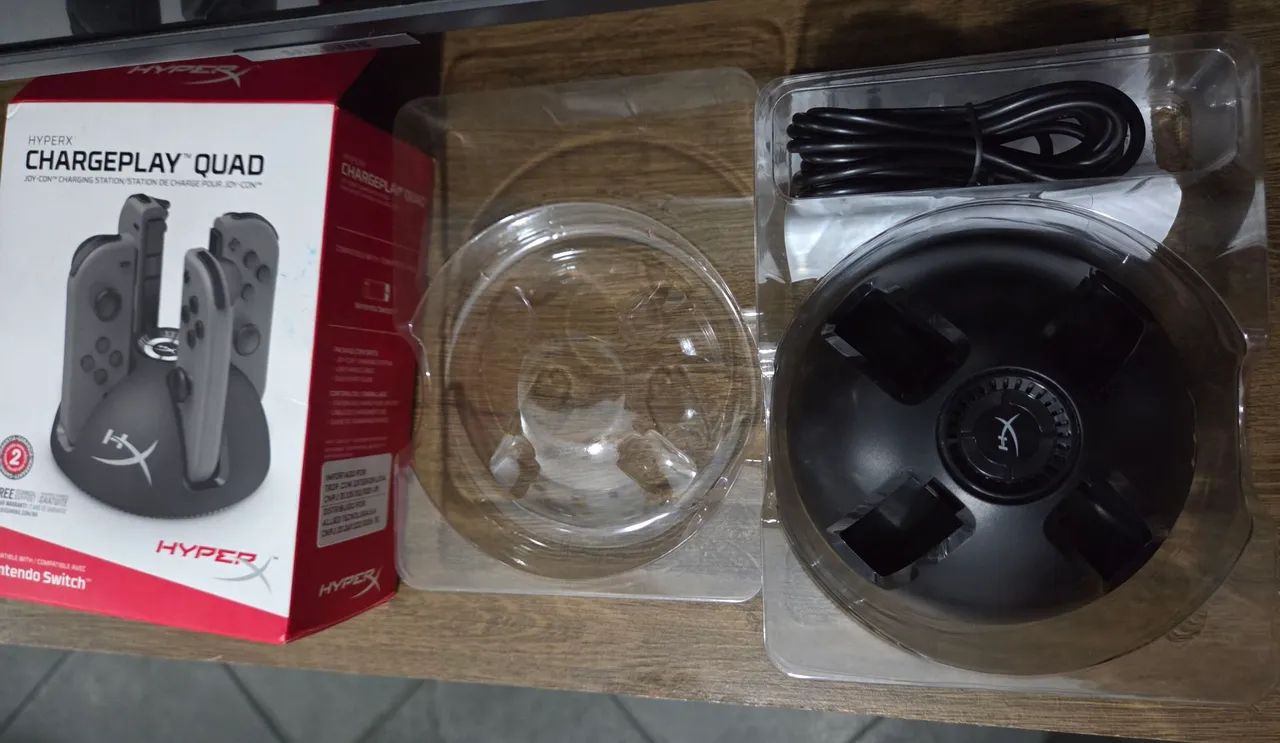 Base Carregadora de Joycon para Switch - HyperX, item sem uso. - Foto 3
