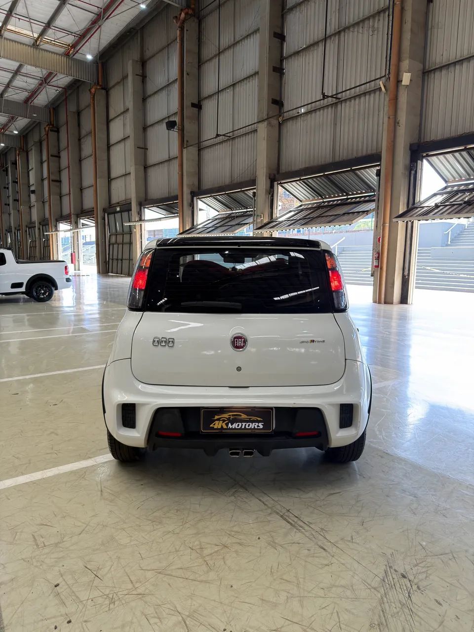 Fiat Uno Sporting 1.3 Flex 8V 5P 2017 - Foto 4