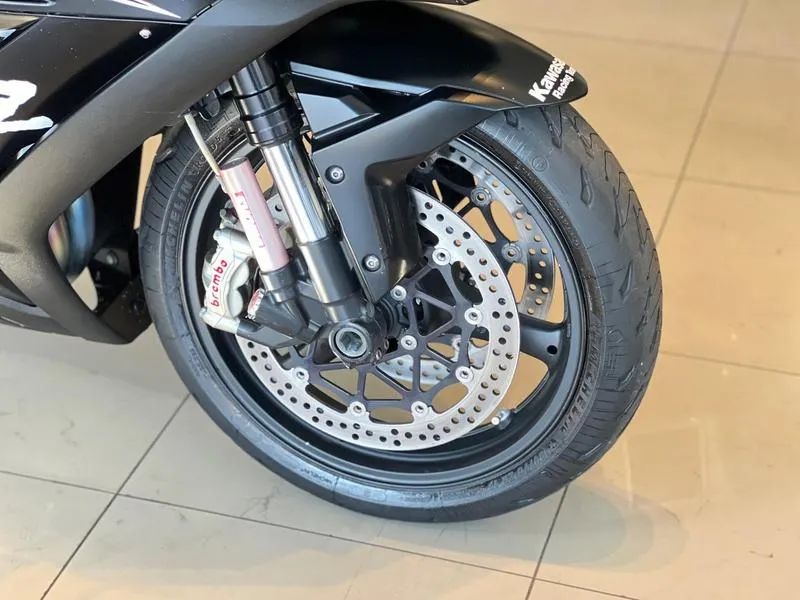 Kawasaki Zx-10/ Zx-10r 1000cc 2017 - 1495622295 | OLX