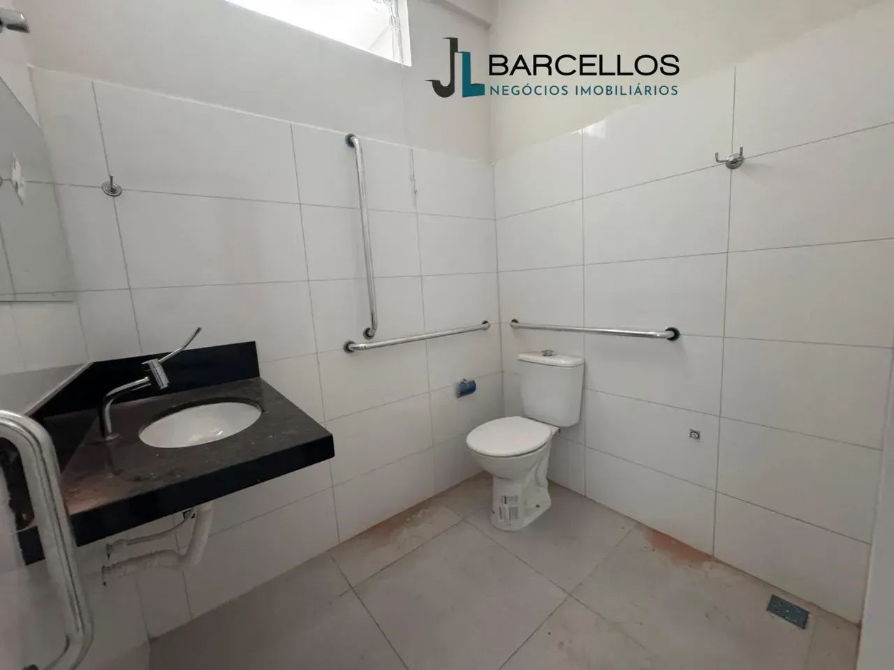 Cômodo Comercial Para Locação - Cidade Nova - Foto 2