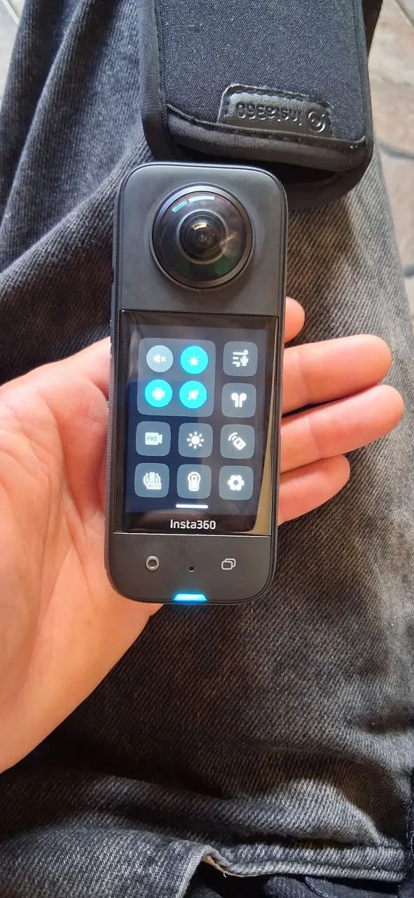 Câmera Insta360 com bastão de carbono  - Foto 5