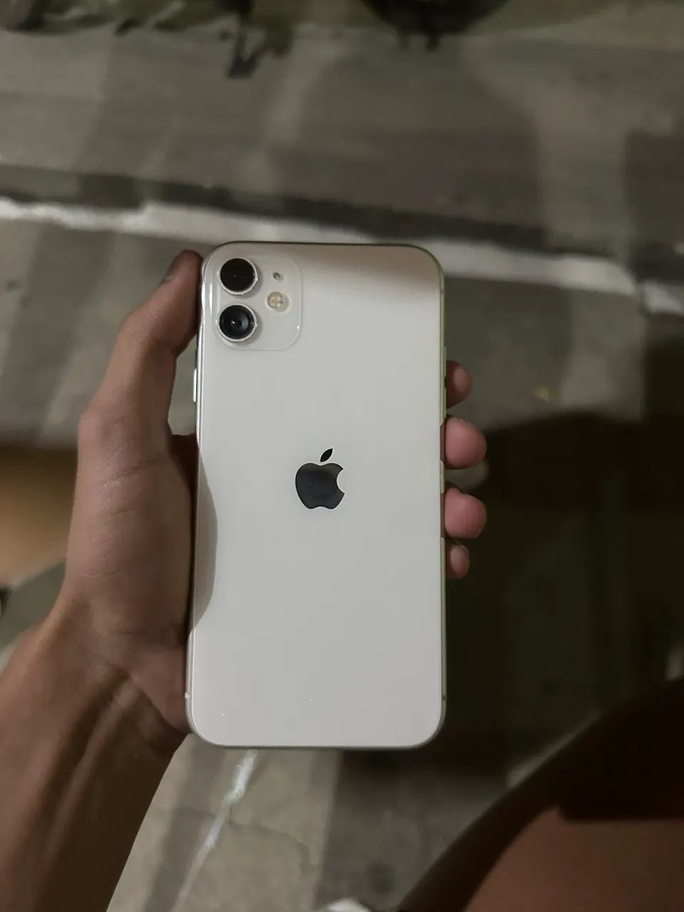 iPhone 11 (64GB) - Cor Branco - Foto 2
