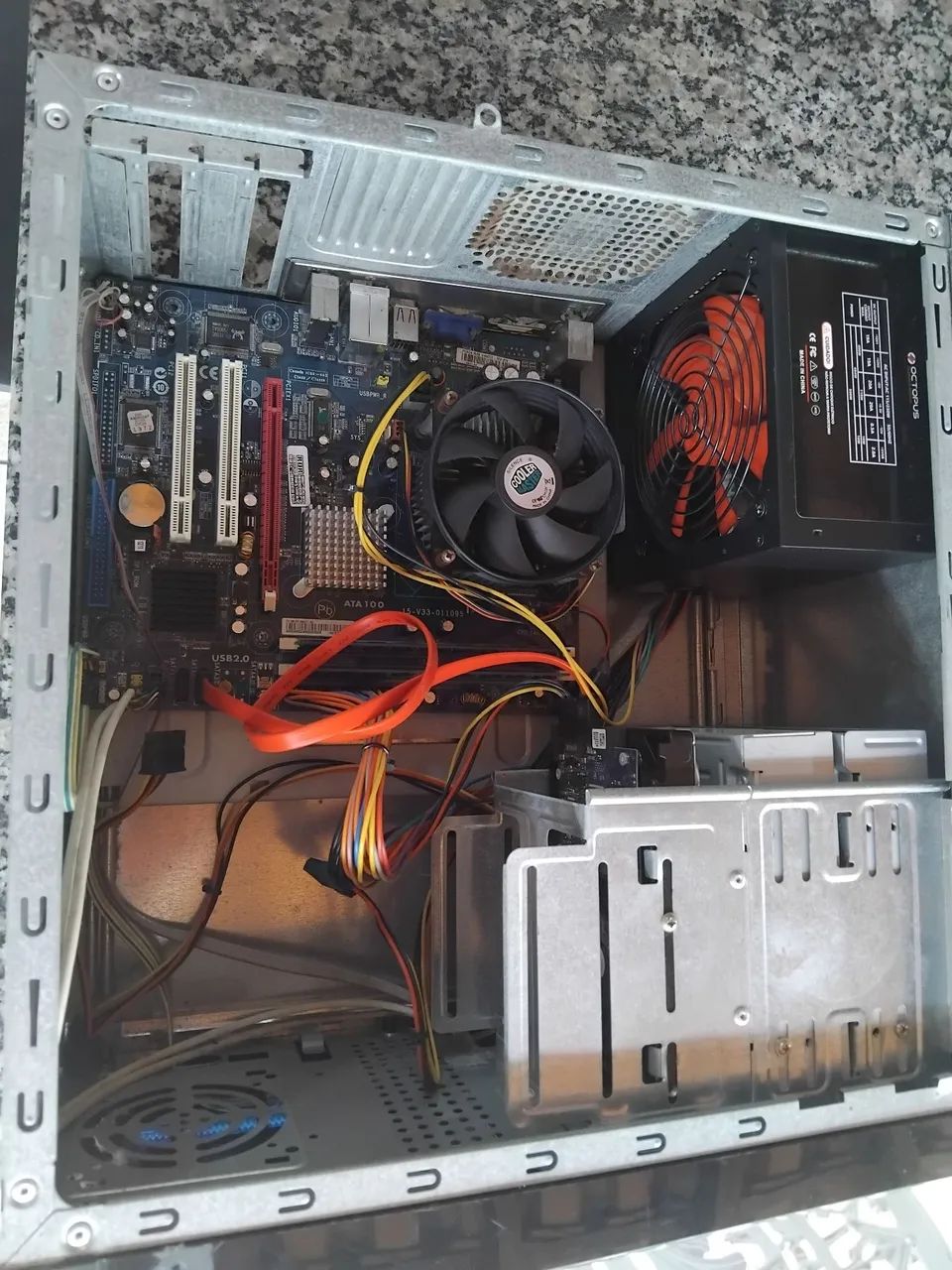 Computador básico antigo para estudar  - Foto 3