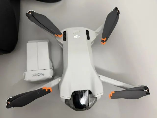 Drone DJI Mini 3 Standart - Controle com tela - Estado de novo - Foto 3