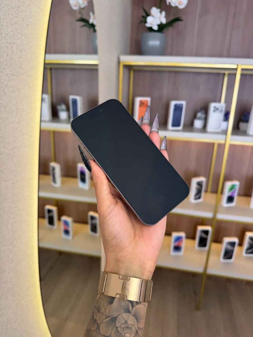 iPhone 15 Pro 128GB Titânio Natural - Foto 4