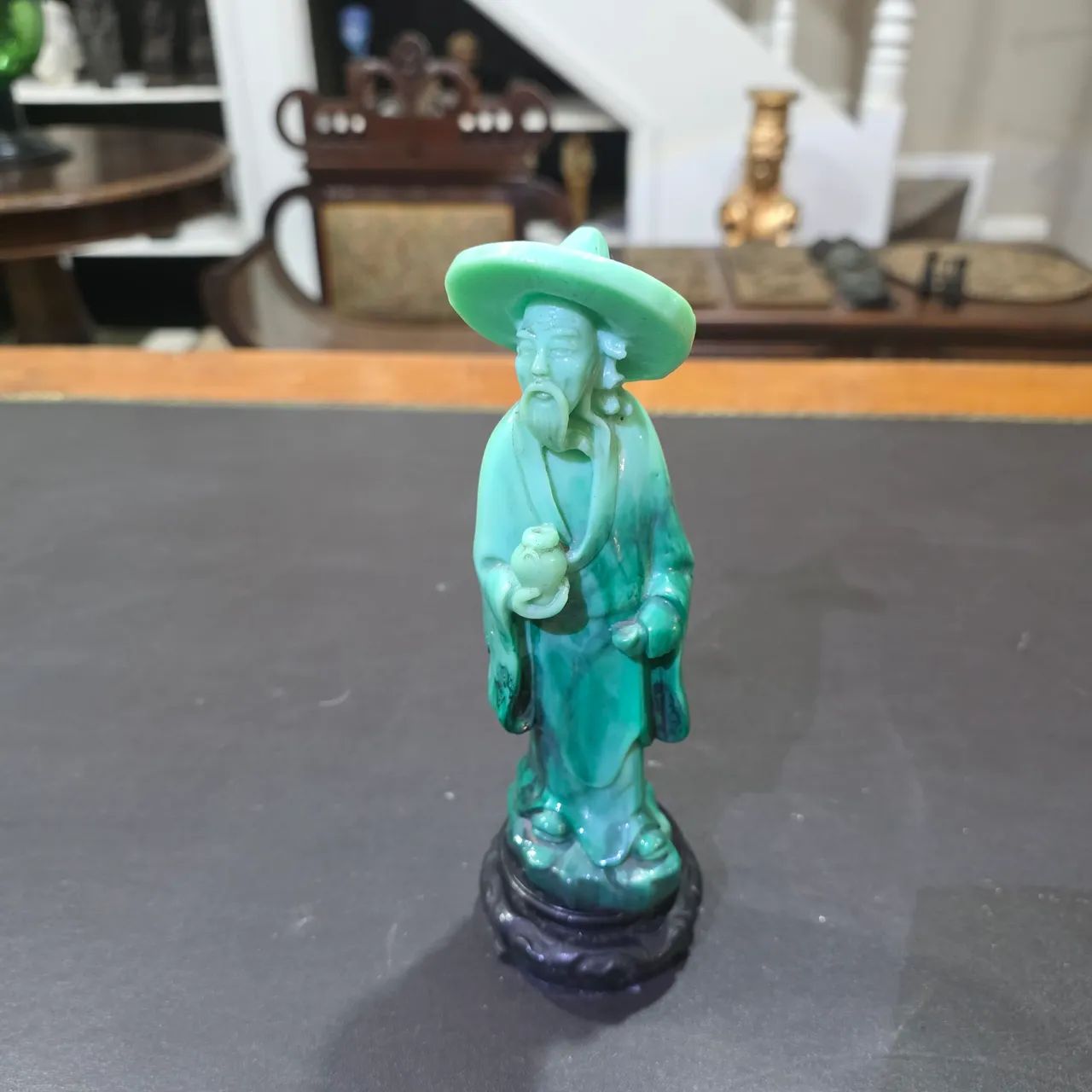 Escultura chinesa resina verde