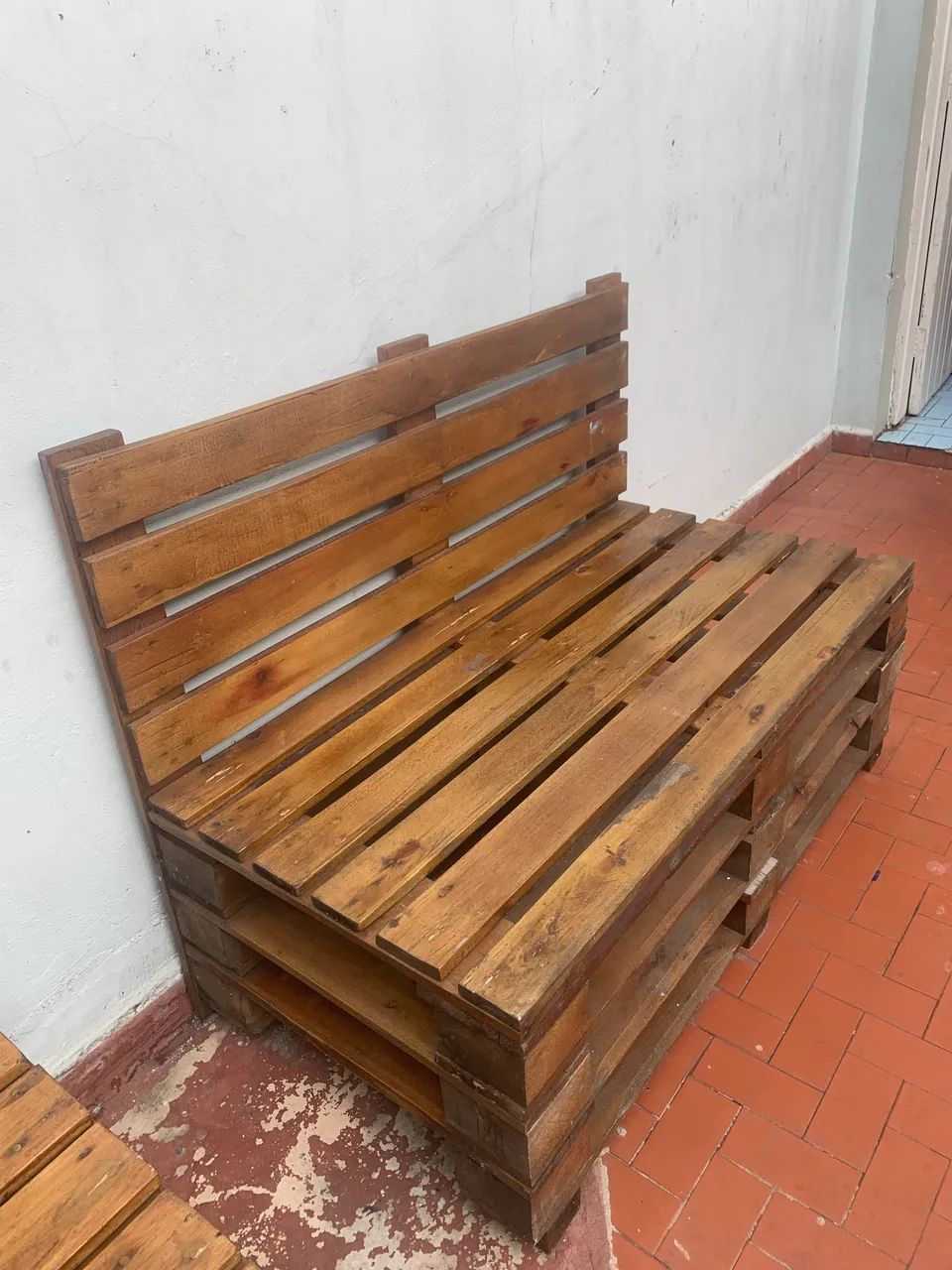 Sofá e poltrona de pallet - Foto 2