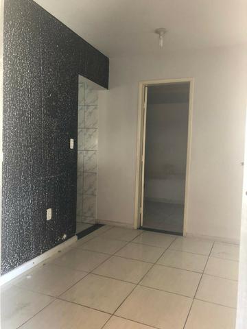 Casa, Bairro de São Caetano, 2 quartos, sala, cozinha, banheiro, garagem e área ao lado - Foto 4
