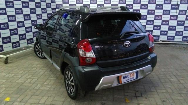 TOYOTA ETIOS CROSS 1.5 16V FLEX 4P MANUAL. - Foto 3