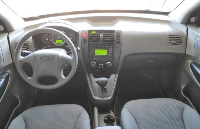 HYUNDAI TUCSON 2.0 AUTOMÁTICA - Foto 14