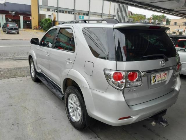 Toyota Hilux SW4 SW4 3.0 SRV 7 LUGARES - Foto 4