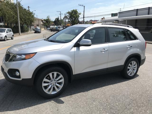 Sorento 2012 Automática muito inteira