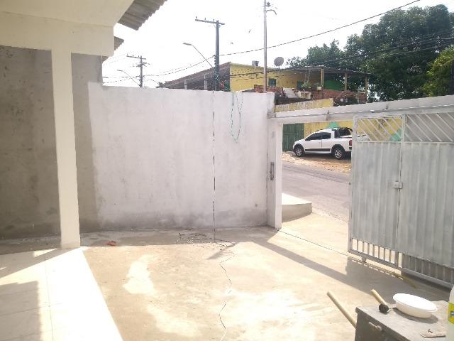 Casas em rua pública, 2 QTS (1 suíte), 2 vagas, área externa, prox ao shop. sumauma - Foto 7