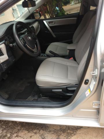 Corolla gli 1.8 14/15 $ 61,000, - Foto 10