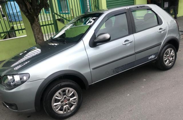 Fiat Palio 2015 impecável