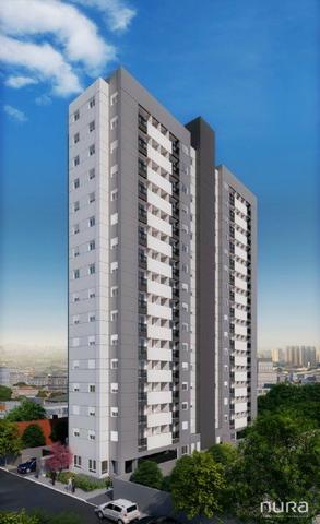 Apartamento 2 Dormitórios Com Varanda e Vaga de Garagem à 100mts da Estação